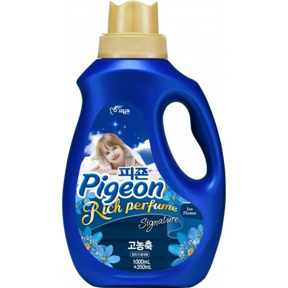 PIGEON Rich Perfume Signature Hi-Enriched Fabric Softener Ice Flower Кондиционер для белья, 2000мл